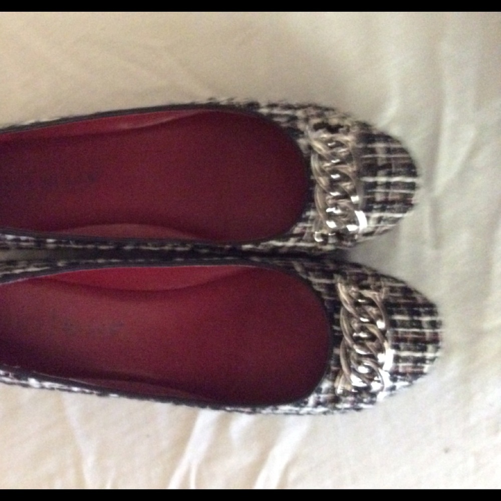 White House Black Market flats w/ silver hardware